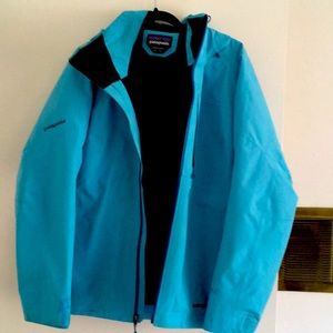 Patagonia Gortex ski jacket with RECCO